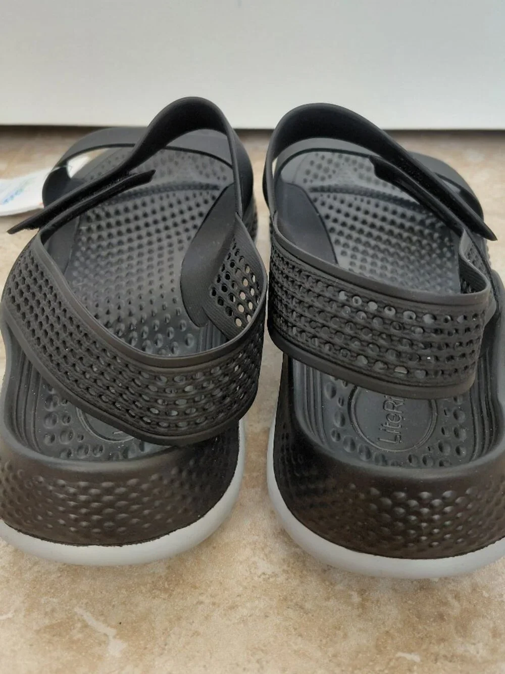 CROCS composed literide